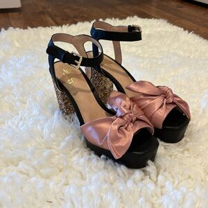 BNIB Size 10 Shelley’s London platform rose satin & gold sequined
